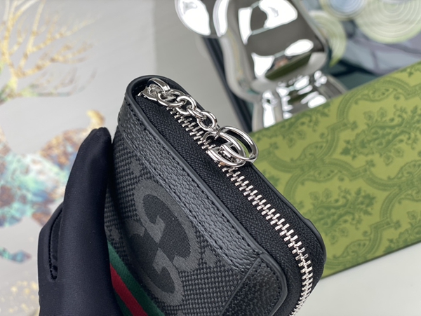 グッチ財布コピー背面デザイン